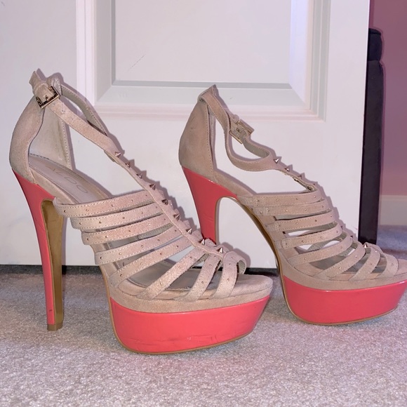 Aldo Shoes - Rockstud Nude Suede Platform 8.5